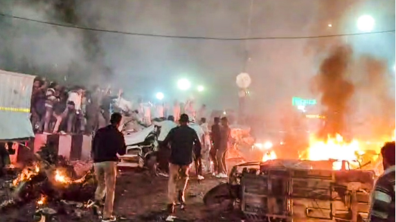 High-Intensity Car Bomb Leaves 8 Dead Near Delhi’s Red Fort